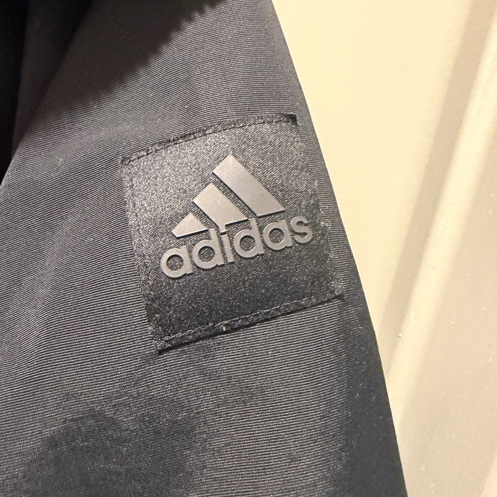 Adidas Black and Gray Puffer Jacket - Picture 6 of 11